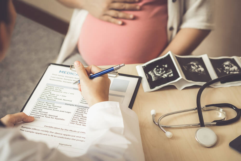 prowadzenie ciąży i porodu